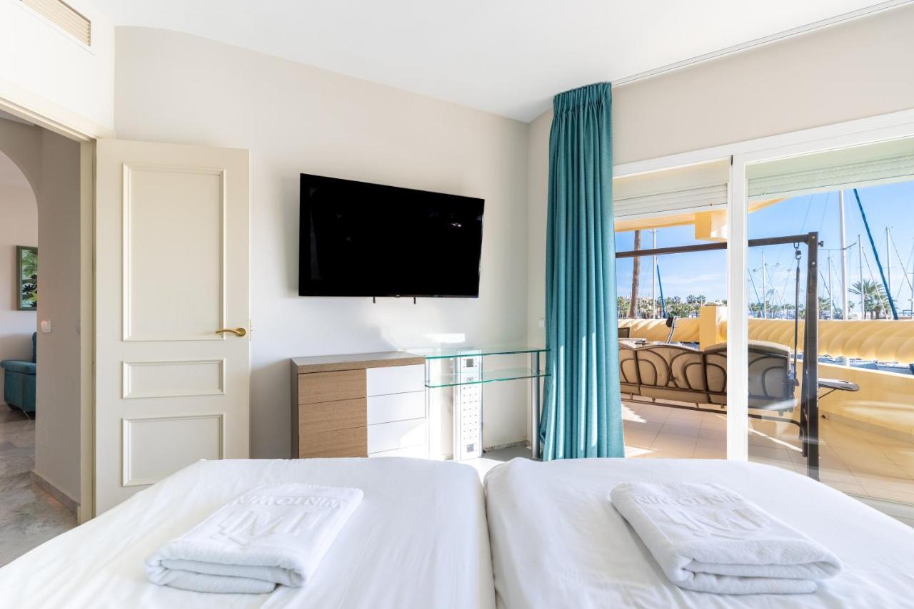 Wintowinrentals Luxury And Sea View Inside Puerto Marina Benalmádena Zewnętrze zdjęcie